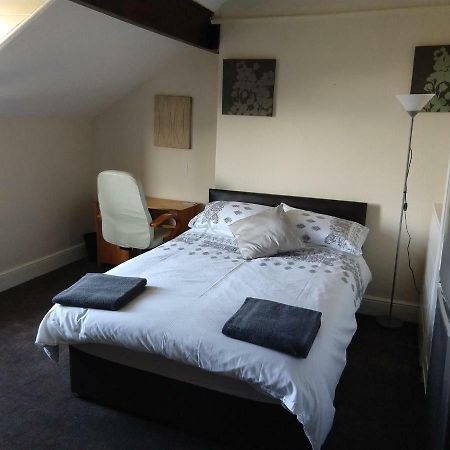 John St Town House - Self Catering - Guesthouse Style - Great Value Family And Double Rooms Workington Ngoại thất bức ảnh